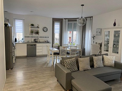APPARTEMENT T4 A LOUER - FIRMINY Centre - 83 m2 - 650 € charges comprises par mois