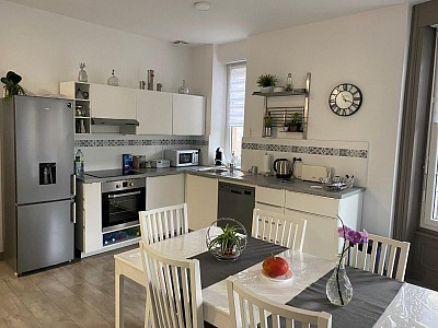 APPARTEMENT T4 A LOUER - FIRMINY Centre - 83 m2 - 650 € charges comprises par mois