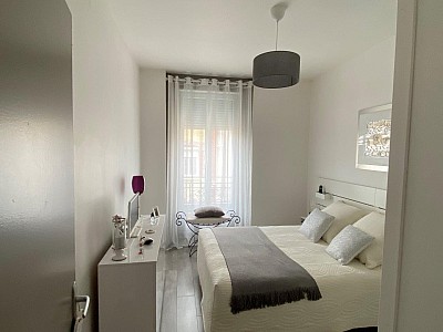 APPARTEMENT T4 A LOUER - FIRMINY Centre - 83 m2 - 650 € charges comprises par mois