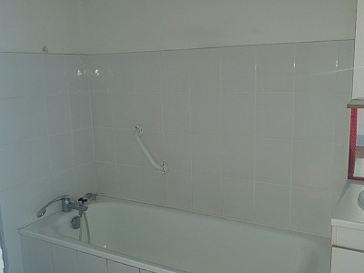 APPARTEMENT T4 A LOUER - FIRMINY Tardive - 55 m2 - 450 € charges comprises par mois