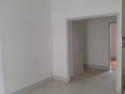 APPARTEMENT T4 A LOUER - FIRMINY Tardive - 55 m2 - 450 € charges comprises par mois