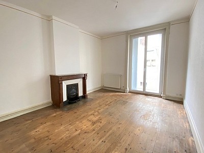 APPARTEMENT T4 A LOUER - RIVE DE GIER Mouillon-Vernes-Tochissonne - 115 m2 - 570 € charges comprises par mois