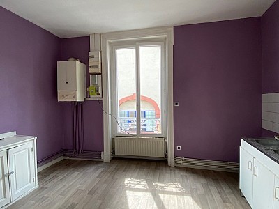 APPARTEMENT T4 A LOUER - RIVE DE GIER Mouillon-Vernes-Tochissonne - 115 m2 - 570 € charges comprises par mois