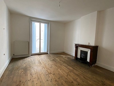 APPARTEMENT T4 A LOUER - RIVE DE GIER Mouillon-Vernes-Tochissonne - 115 m2 - 570 € charges comprises par mois