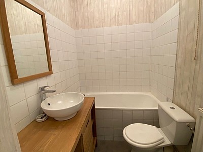 APPARTEMENT T4 A LOUER - RIVE DE GIER Mouillon-Vernes-Tochissonne - 115 m2 - 570 € charges comprises par mois