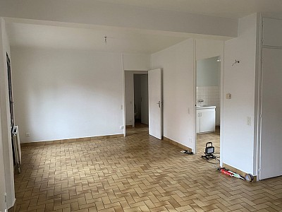 APPARTEMENT T4 A LOUER - ST CHAMOND Hypercentre - 59 m2 - 490 € charges comprises par mois