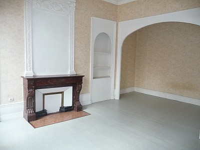APPARTEMENT T3 A LOUER - ST ETIENNE Republique - 116 m2 - 640 € charges comprises par mois