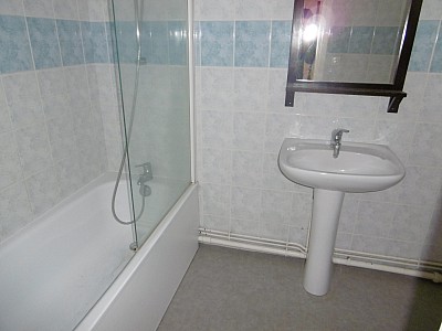APPARTEMENT T3 A LOUER - ST ETIENNE Republique - 74 m2 - 560 € charges comprises par mois