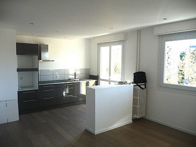 APPARTEMENT T4 A LOUER - ST ETIENNE Fauriel-Rond Point - 64 m2 - 700 € charges comprises par mois
