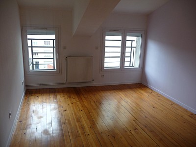 APPARTEMENT T3 A LOUER - ST ETIENNE Valbenoite - 80 m2 - 553 € charges comprises par mois