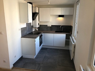APPARTEMENT T3 A LOUER - ST ETIENNE Jacquard - 60 m2 - 610 € charges comprises par mois