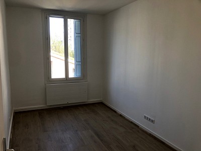 APPARTEMENT T3 A LOUER - ST ETIENNE Jacquard - 60 m2 - 610 € charges comprises par mois