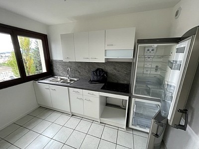 APPARTEMENT T3 A LOUER - ST ETIENNE La Cotonne - 65 m2 - 690 € charges comprises par mois