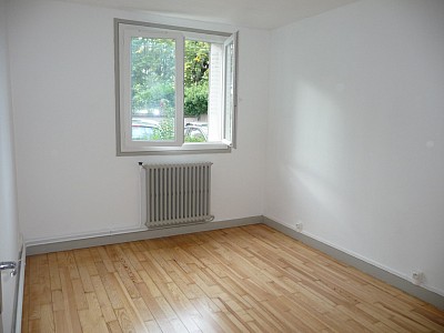 APPARTEMENT T3 A LOUER - ST ETIENNE Bellevue-Hopital - 55 m2 - 415 € charges comprises par mois