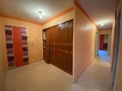 APPARTEMENT T4 A VENDRE - ANDREZIEUX BOUTHEON - 78,8 m2 - 65000 €