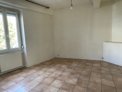 APPARTEMENT T4 A VENDRE - RIVE DE GIER - 94.96 m2 - 79000 €