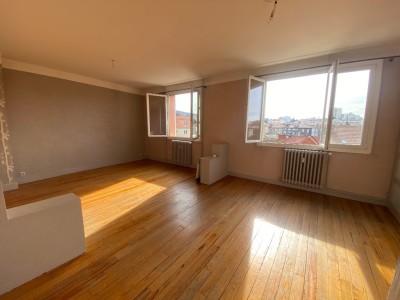 APPARTEMENT T4 A VENDRE - ROCHETAILLEE - 89 m2 - 105 000 €