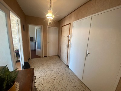 APPARTEMENT T4 A VENDRE - VILLARS - 91,12 m2 - 80000 €