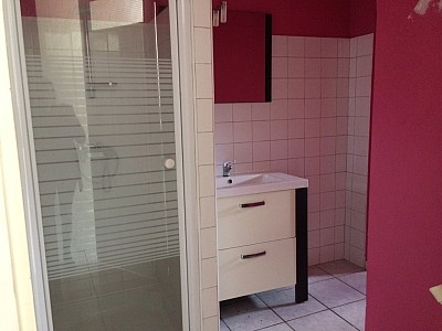 APPARTEMENT T5 A LOUER - RIVE DE GIER Centre - 115 m2 - 605 € charges comprises par mois