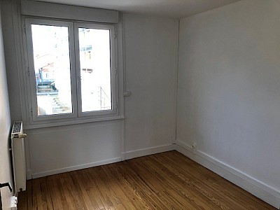 APPARTEMENT T5 A LOUER - ST ETIENNE Barra Revoilier - 90 m2 - 805 € charges comprises par mois