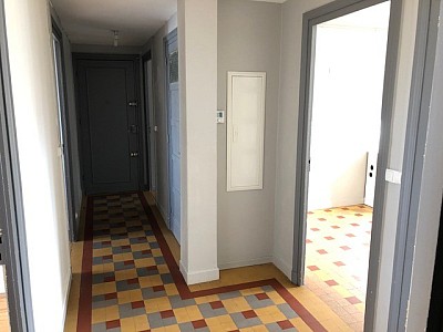 APPARTEMENT T5 A LOUER - ST ETIENNE Barra Revoilier - 90 m2 - 805 € charges comprises par mois
