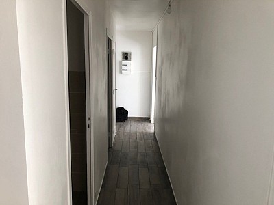 APPARTEMENT T5 A LOUER - ST ETIENNE La Cotonne - 90 m2 - 865 € charges comprises par mois