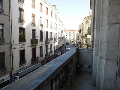 APPARTEMENT T5 A LOUER - ST ETIENNE Peuple-Boivin-St Jacques - 140 m2 - 1183 € charges comprises par mois