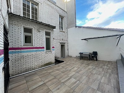 APPARTEMENT T5 A LOUER - ST ETIENNE Peuple-Boivin-St Jacques - 140 m2 - 1000 € charges comprises par mois