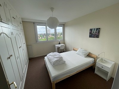 APPARTEMENT T5 A LOUER - ST ETIENNE Parc de l Europe - 80 m2 - 710 € charges comprises par mois