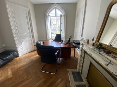 APPARTEMENT T5 A VENDRE - ST ETIENNE - 131 m2 - 170000 €