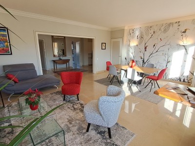 APPARTEMENT T5 A VENDRE - ST ETIENNE - 155 m2 - 295000 €