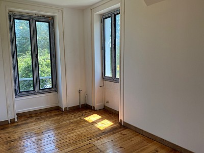 VILLA A LOUER - RIVE DE GIER Versant  Sud - 105 m2 - 1400 € charges comprises par mois
