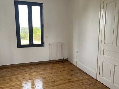 VILLA A LOUER - RIVE DE GIER Versant  Sud - 105 m2 - 1400 € charges comprises par mois