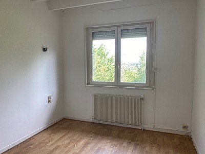 VILLA A LOUER - ST JOSEPH - 170 m2 - 1800 € charges comprises par mois