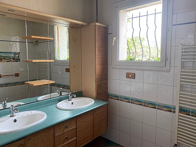 VILLA A LOUER - ST JOSEPH - 170 m2 - 1800 € charges comprises par mois